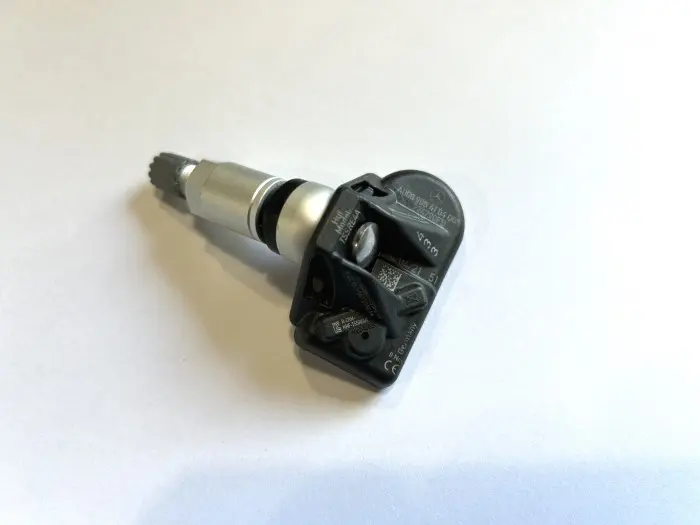 A0009054104 , 5Q0907275F , 7PP907275F  , 4F0907275 , 4F0907275B , 5Q0907275B , 36106798872 , 36106856227 , 36106874829 , 36106874830 , 36106877937 , 36106881890 , 36106887147 , 36106890964 , 36236779490 , 36236781847 , 36236798726 , C2D47173 , LR070840  , RQH500471 , A0009050030 , A0009051804 ,A0009052102 , A0009053907 , A0009054100 , A0009057200  ,A0009054104 , A0009057205 , A0009059914 , A0025408017  , 4539057501 , 5Q0907275 , 95836166100 , 9A790727506 , PAB907275 , 9J1907275 , 31302096 , 31329981 , 31362304 , 31414189 - Alternative Part Numbers: A0009054104, 5Q0907275F , 7PP907275F , 4F0907275 , 4F0907275B , 5Q0907275B , 36106798872, 36106856227, 36106874829, 36106874830, 36106877937, 36106881890, 36106887147, 36106890964, 36236779490, 36236781847, 36236798726, C2D47173 , LR070840 , RQH500471 , A0009050030 , A0009051804 , A0009052102 , A0009053907 , A0009054100 , A0009057200 , A0009054104(MERCEDES-BENZ), A0009057205 , A0009059914 , A0025408017  , 4539057501, 5Q0907275 , 95836166100, 9A790727506 , PAB907275 , 9J1907275 , 31302096, 31329981, 31362304, 31414189, 31445474