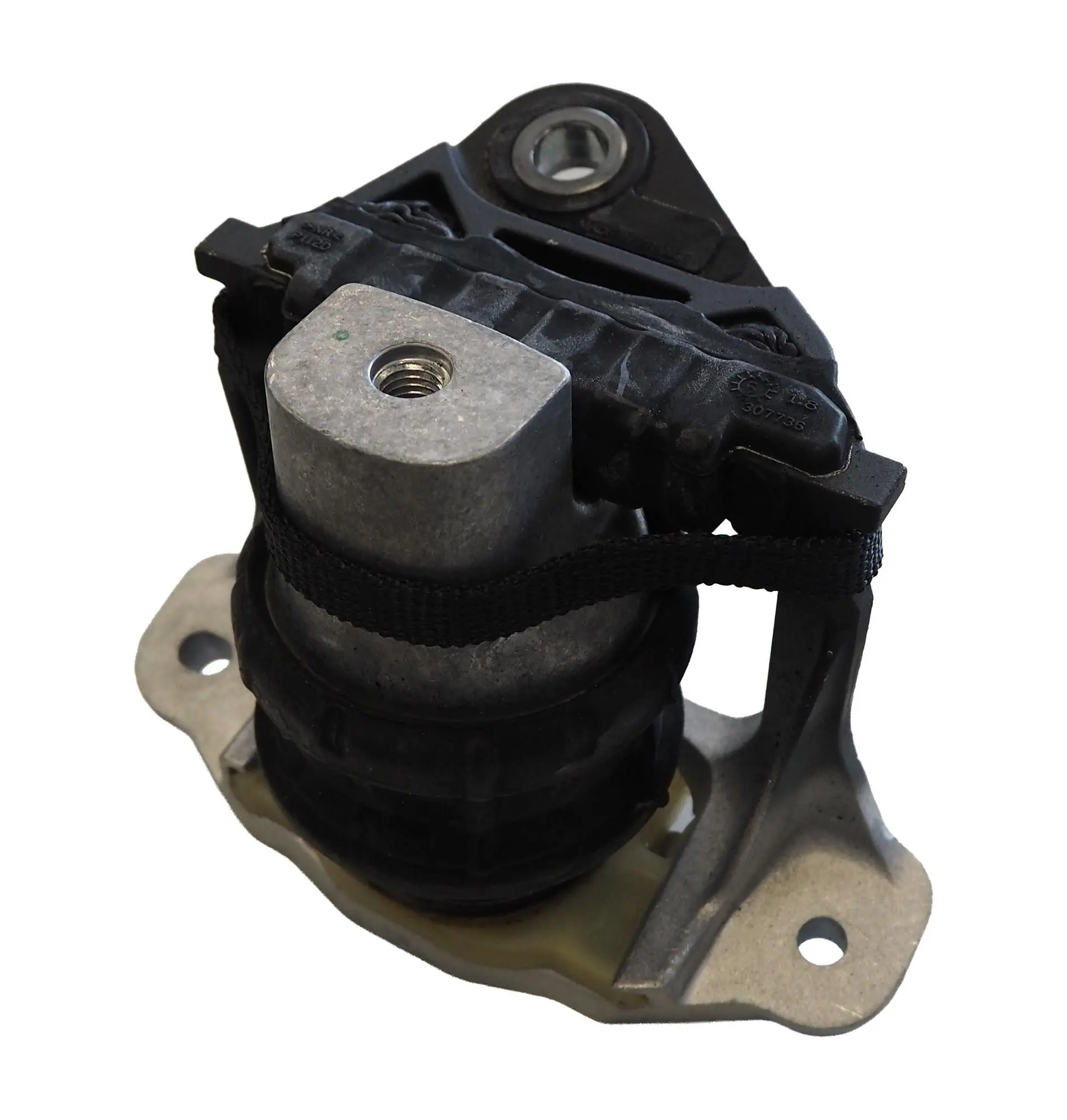 [(14715, 'ENGINE MOUNT - (31686885, 32137494, 31330588, 31480353, 31686544, 32137494(VOLVO ), 32298680)')]
